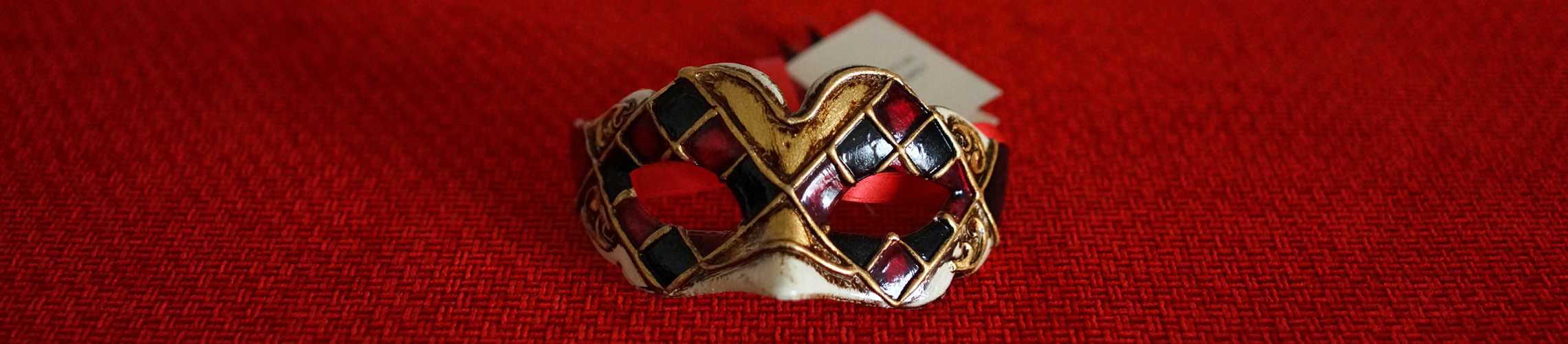 Italy, Mask