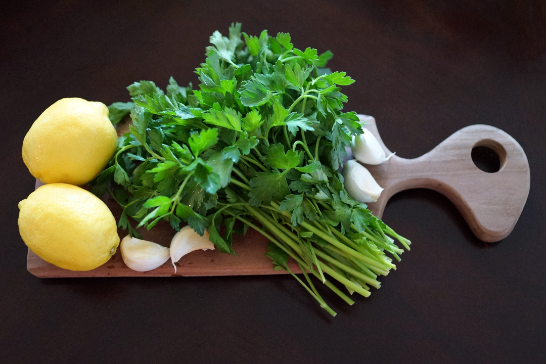Lemons, Parsley, Garlic