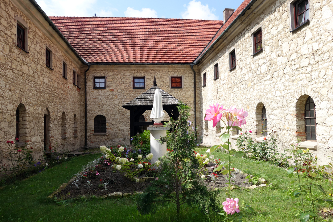 Poland, Kazimierz Dolny, Franciscan Monastery